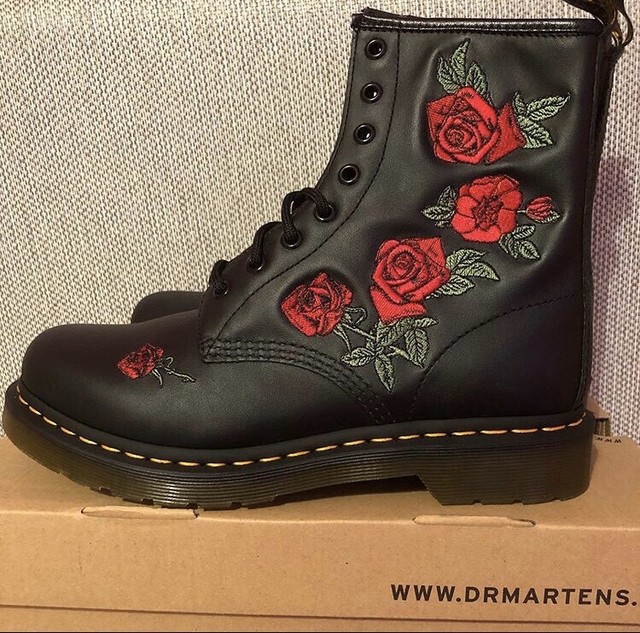 dr martens vonda ankle boots